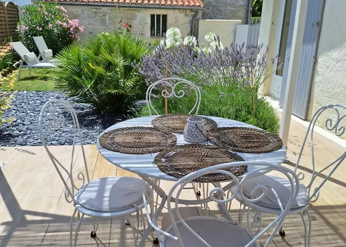 Vakantiehuis Florene A La Campagne Authon-Ebeon